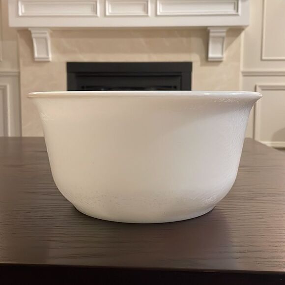 Vintage General Electric Milk Glass Pebble Finish Mixing Bowl Excellent Conditio - Picture 2 of 4